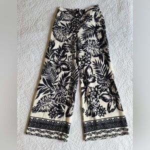 PHILOSOPHY REPUBLIC Size XS Wide Leg Pull-On Pleated Front Palazzo Pants Floral